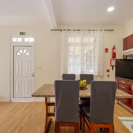 Cantinho Feiteiras By Homie São Vicente