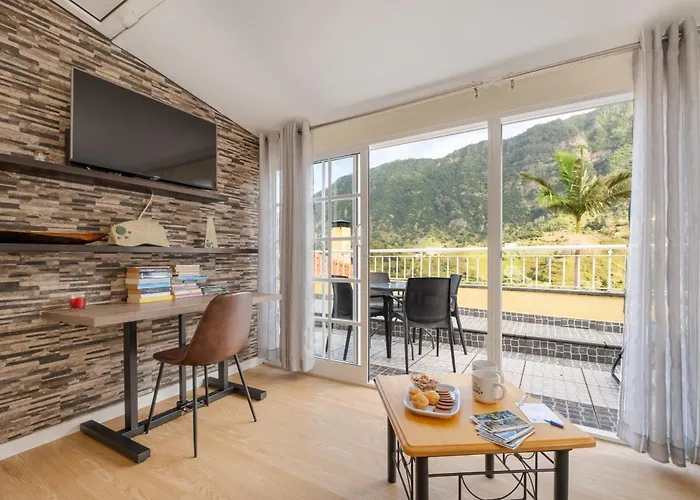 Cantinho Feiteiras By Homie *